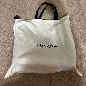 Excellent condition cuyana black leather tote bag